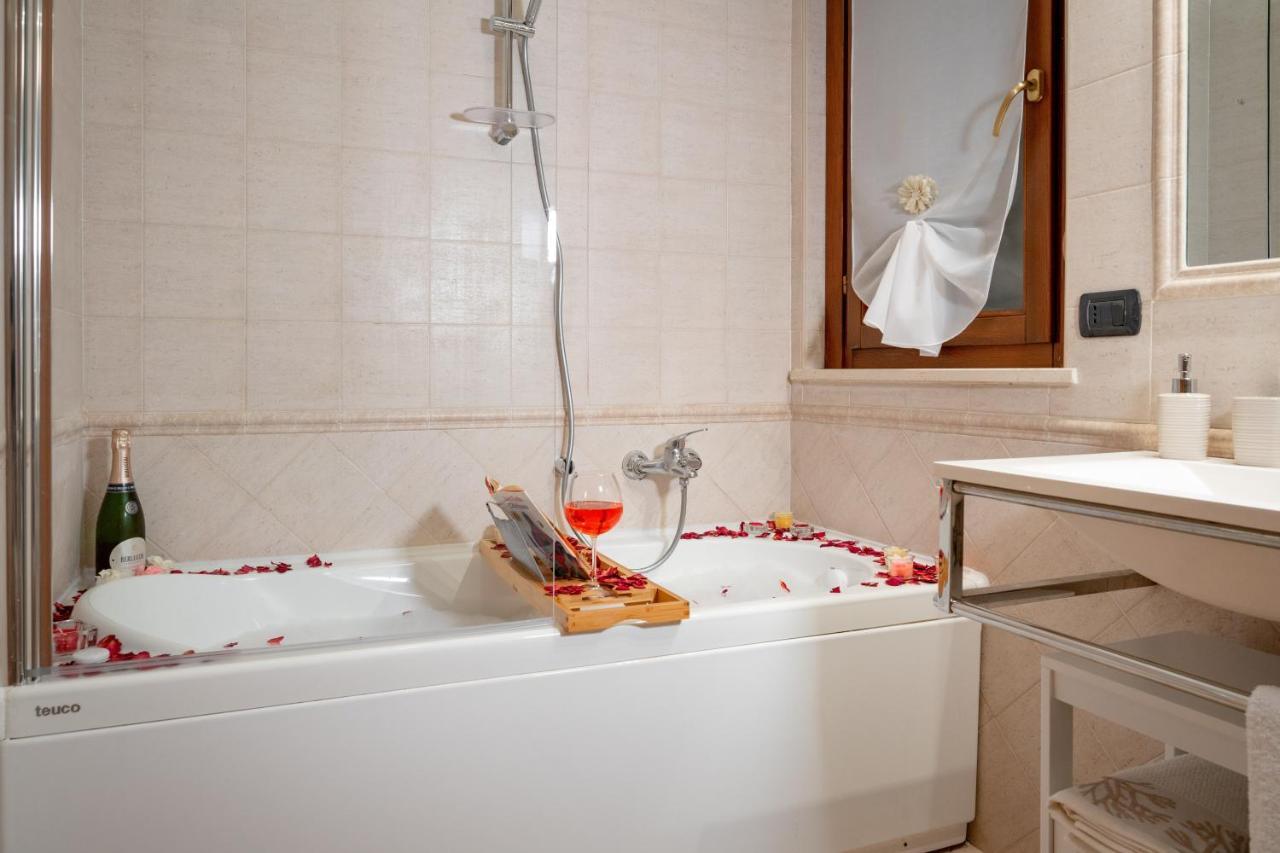 Suite Leonardo Relax Fiumicino Eksteriør bilde